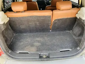 Suzuki Swift Hatchback - Stylish Compact Car with Premium Features