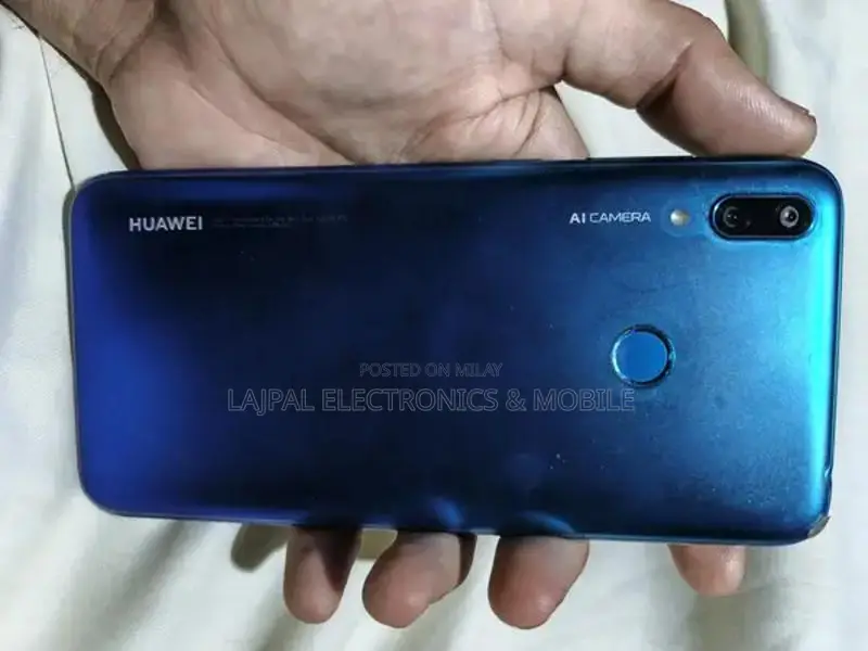 Budget Smartphone with Dual Cameras and Compact Design