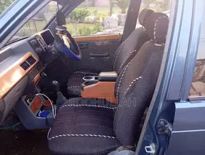 Car Vehicle Standard Model with Multiple Door Options