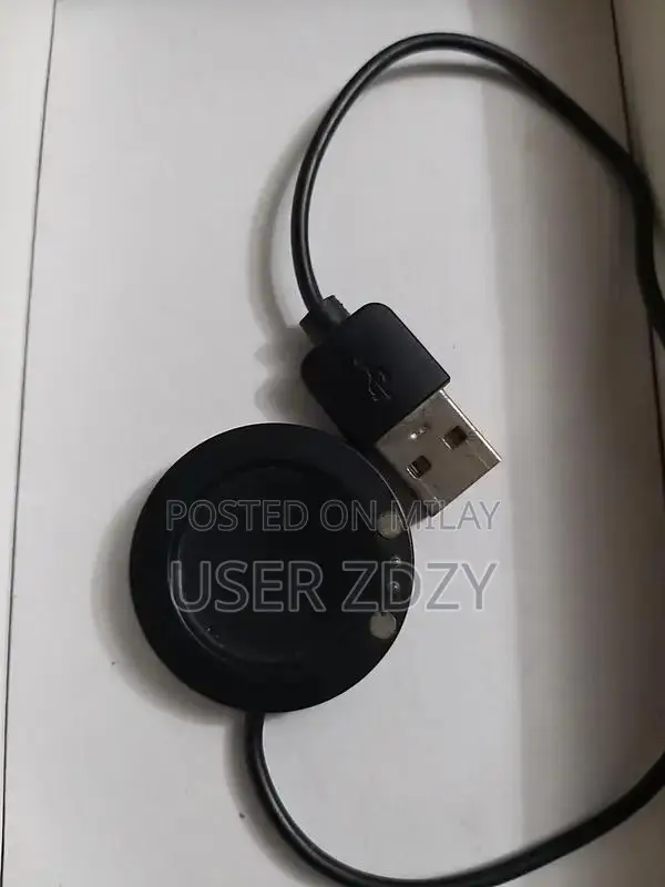 Android Smart Watch with Original Charger - Excellent Condition