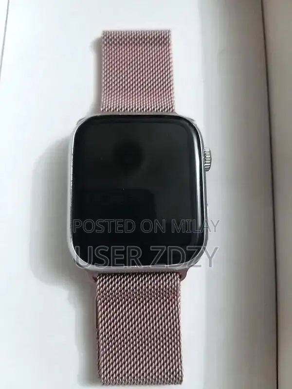 Android Smart Watch with Original Charger - Excellent Condition