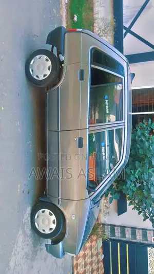 Suzuki Mehran VXR Compact City Sedan