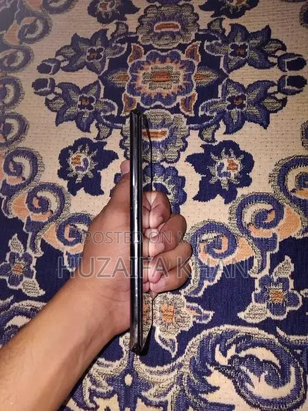 High-End Smartphone with Large Storage and Original Accessories