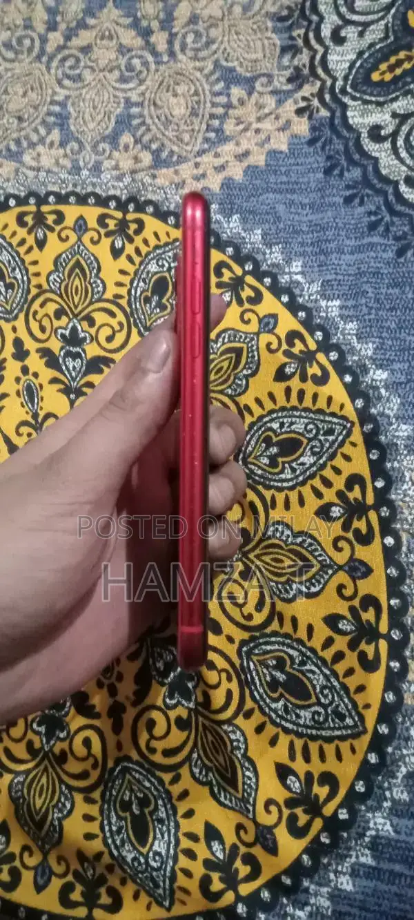 Apple iPhone 11 Smartphone - 64GB, Good Condition