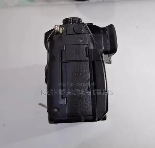 Panasonic Lumix GH5 Mirrorless Camera with 12-60mm and 45mm Lenses