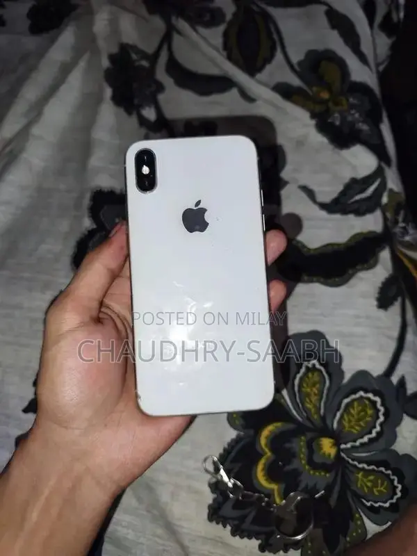 256GB Smartphone with Panel Battery Replacement