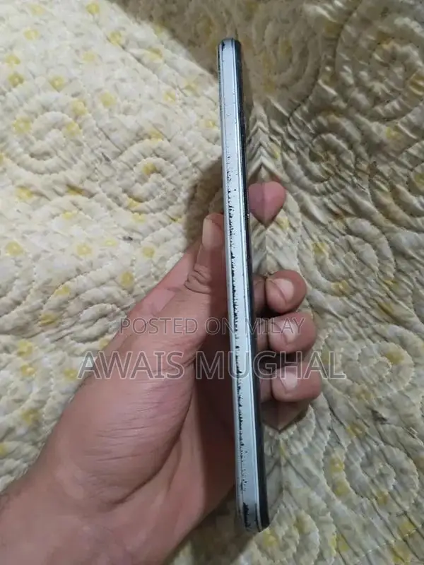 Used Smartphone with Good Battery Performance