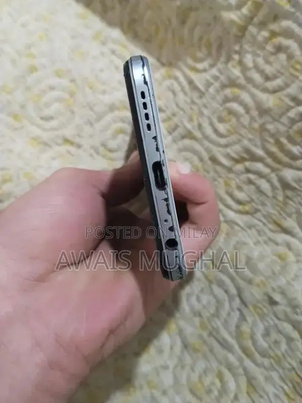 Used Smartphone with Good Battery Performance