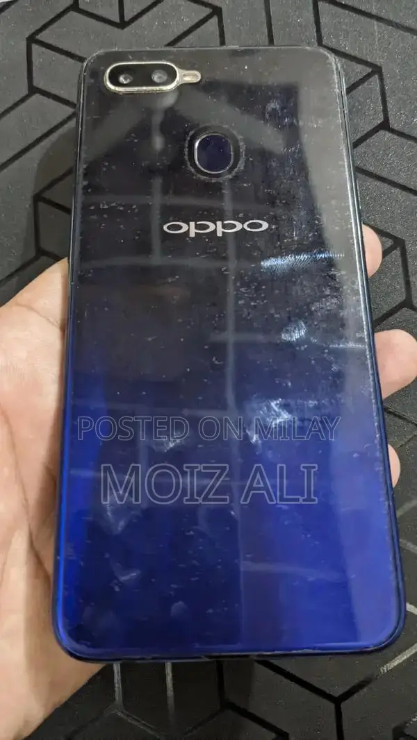 Faulty Oppo Smartphone with Functional Motherboard