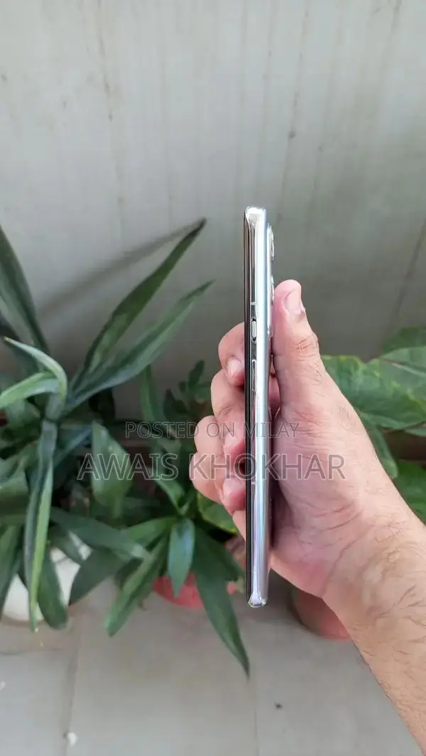 OnePlus 9 Pro 5G Smartphone - High-Performance Mobile Device