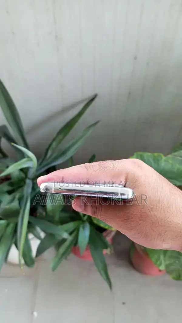 OnePlus 9 Pro 5G Smartphone - High-Performance Mobile Device