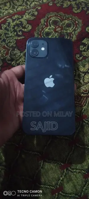 Apple iPhone 12 Smartphone with Face ID