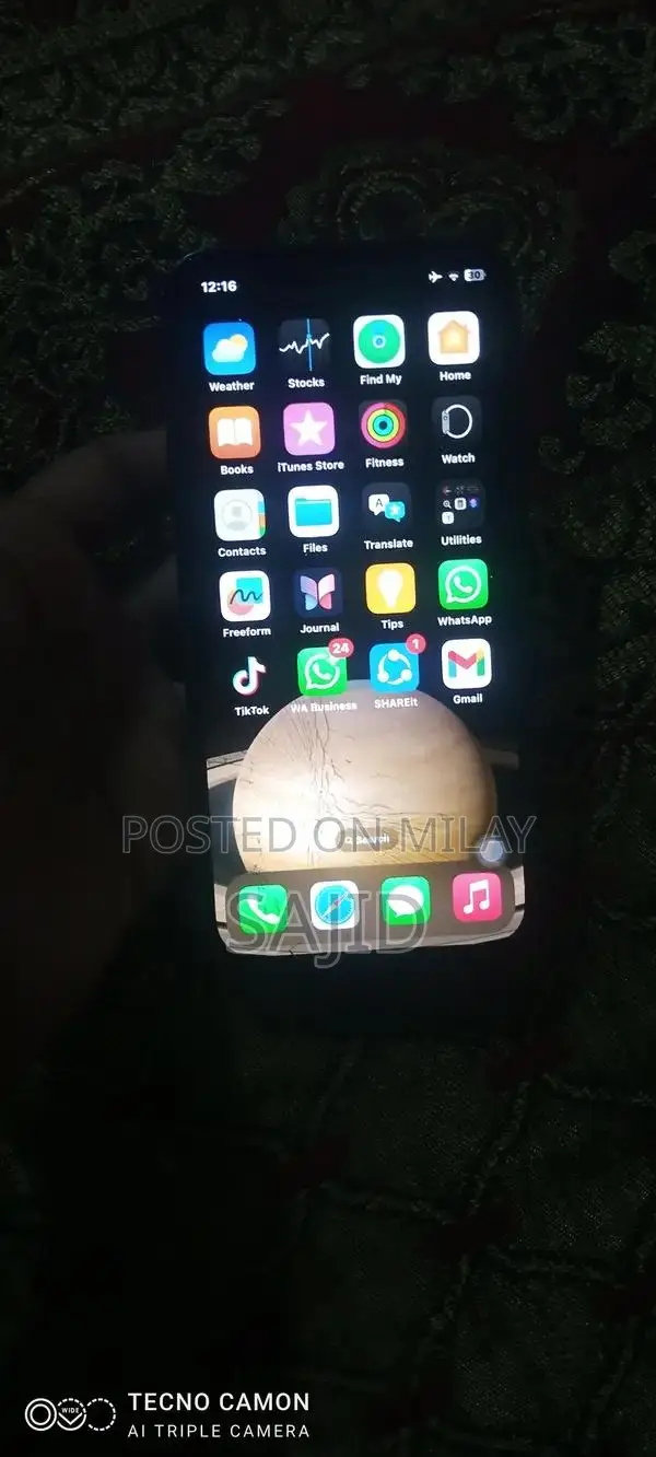 Apple iPhone 12 Smartphone with Face ID