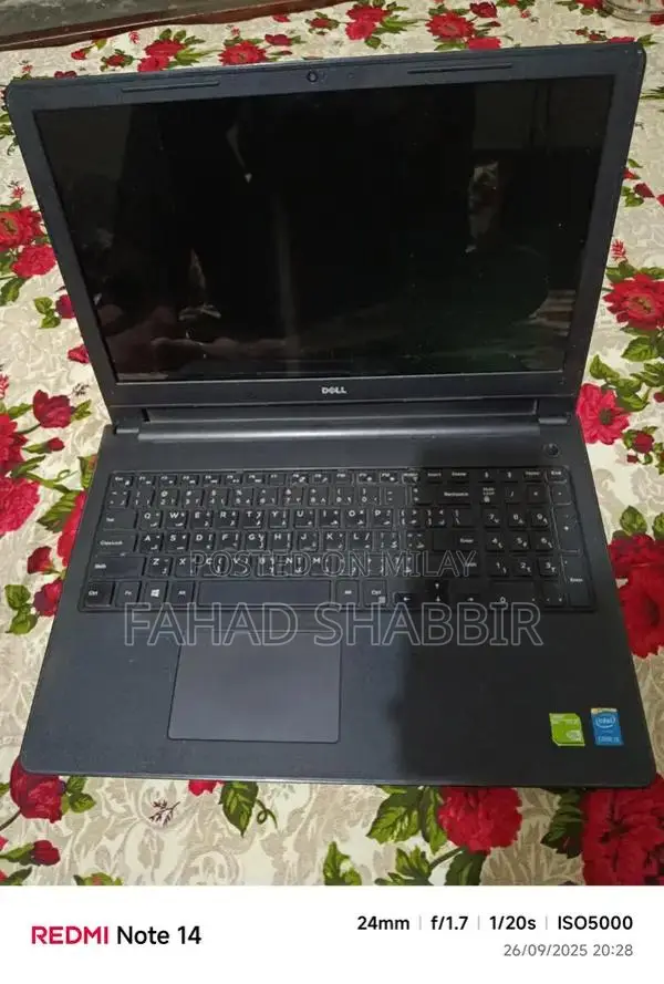 Laptop Parts Bundle: LCD, Motherboard, Memory, Keyboard