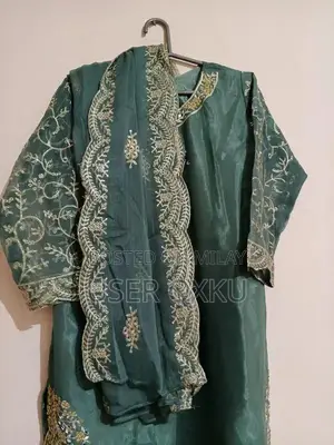 Elegant Medium Size Party Wear Women's Suit