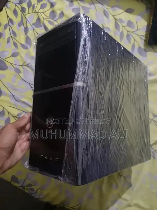 Desktop PC with 8GB RAM, Core i5, Nvidia GT 640 Graphics