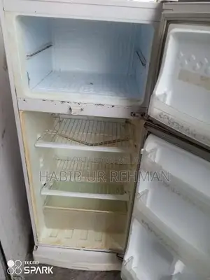 Medium Size Refrigerator with Original Compressor