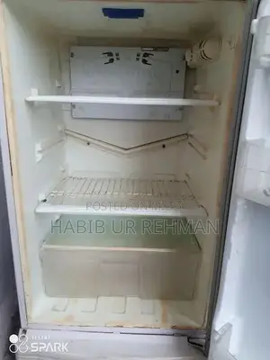 Medium Size Refrigerator with Original Compressor