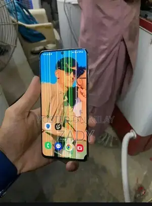 Premium Dual SIM Smartphone with Excellent Features