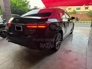 Toyota Corolla Altis 1.6 Sedan - Reliable Compact Car