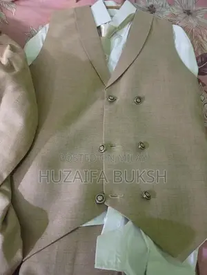 Elegant Pent Coat for Party and Special Occasions