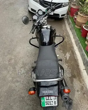 Yamaha YBR 125 G Motorcycle - Low Mileage, Excellent Condition