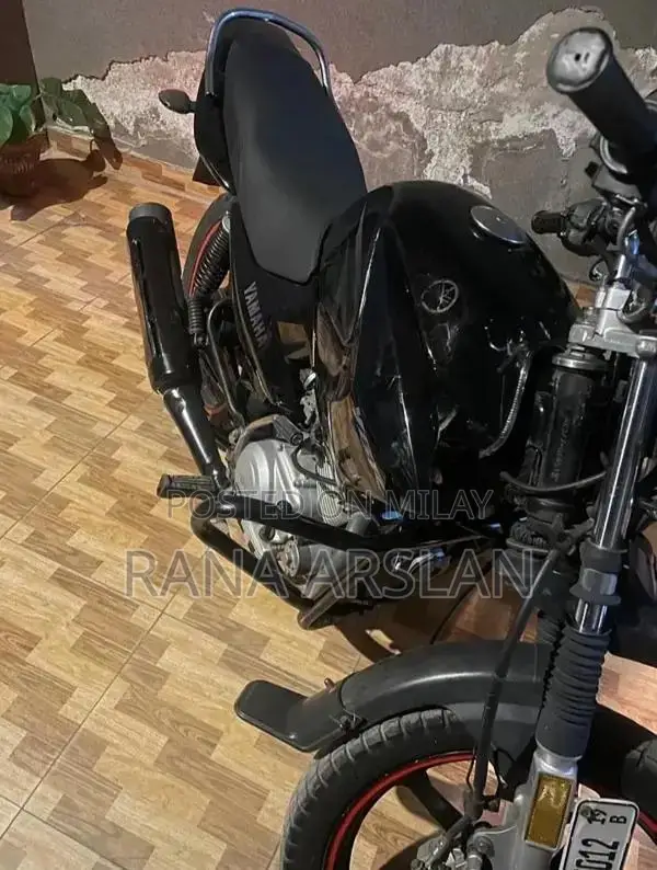 Yamaha YBR 125 G Motorcycle - Low Mileage, Excellent Condition