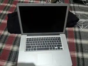 Photo - Apple MacBook Pro Mid-2012 - Core i7 Laptop