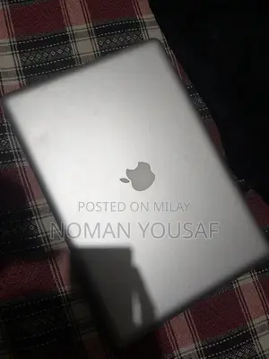 Apple MacBook Pro Mid-2012 - Core i7 Laptop