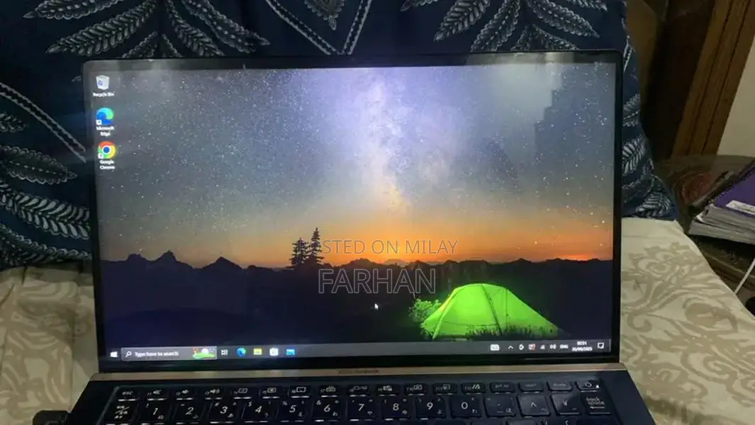 Asus ZenBook 14 Ultrabook with ScreenPad and Dedicated Graphics