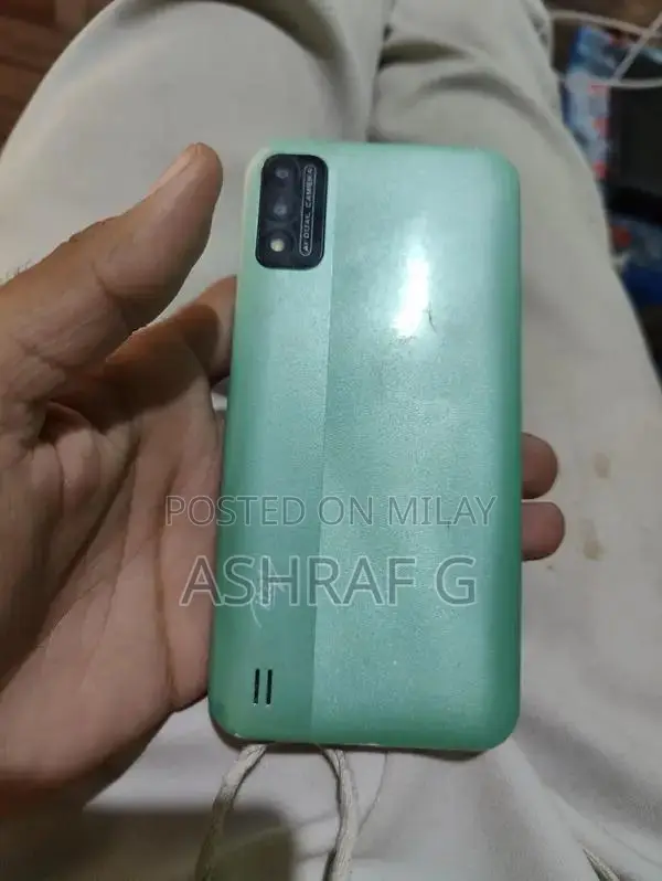 Budget Friendly Hotspot-Capable Smartphone with Minor Wear