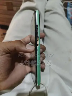 Budget Friendly Hotspot-Capable Smartphone with Minor Wear