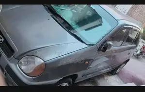 Hyundai Santro Club GV Hatchback