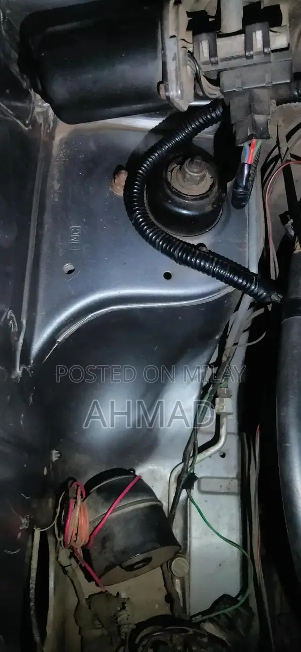 Hyundai Santro Club GV Hatchback