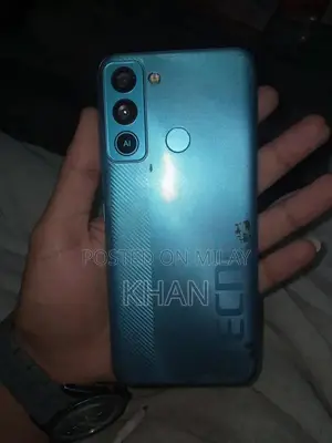 Compact Smartphone with Advanced Mobile Features