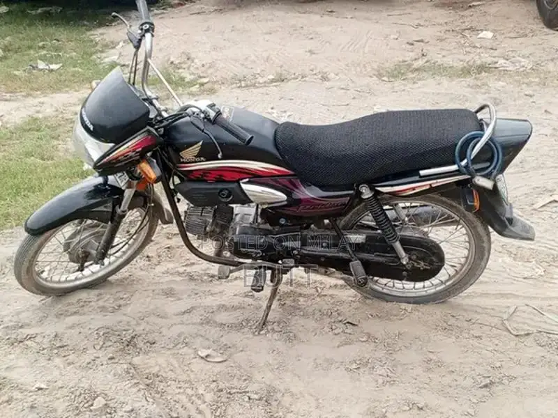 Honda Prider Motorcycle - High Condition Performance Bike