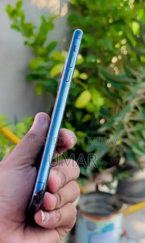 iPhone 11 Pro Max 256GB Dual SIM Smartphone