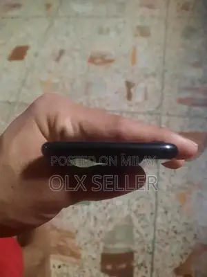 Apple iPhone 7 128GB Smartphone - PTA Approved Condition