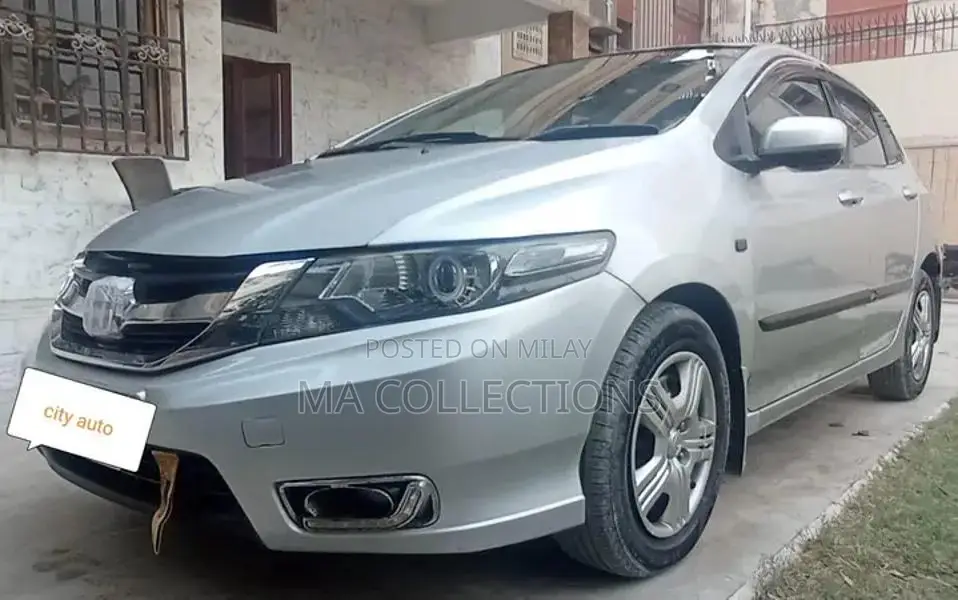 Honda City 1.3 IVTEC Sedan - Automatic Transmission