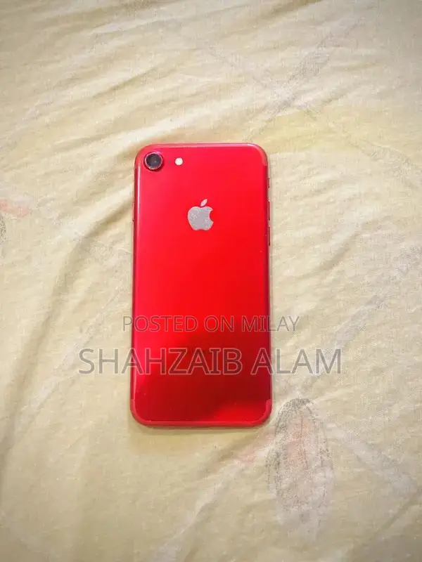 Apple iPhone 7 128GB Smartphone with High Battery Health