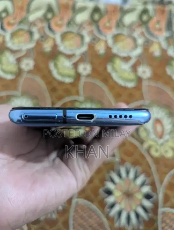 OnePlus 7T Smartphone: Powerful Gaming and Photography Device