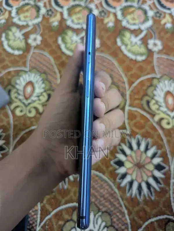 OnePlus 7T Smartphone: Powerful Gaming and Photography Device