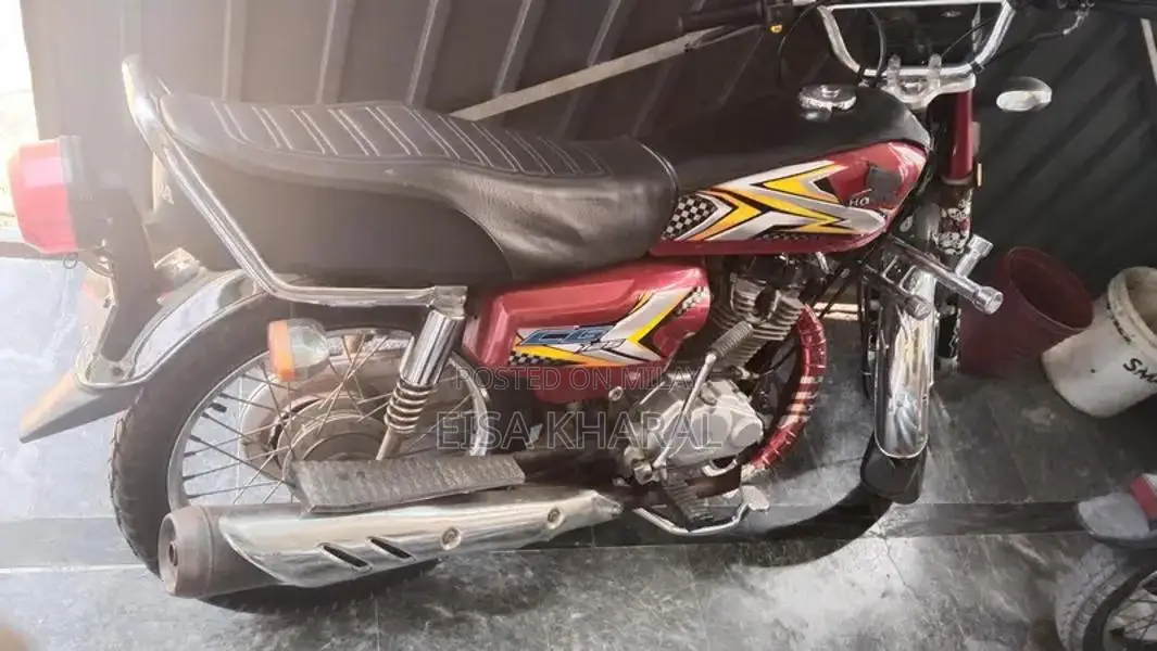 Honda CG 125 Motorcycle - Reliable Two-Wheeler for Sale