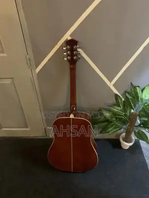 Professional Solid Wood Acoustic Guitar with Rosewood Fretboard