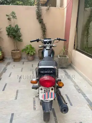 Honda 125cc Motorcycle - 2023 Model Lightweight Commuter