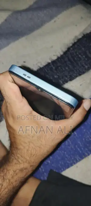 Lightly Used Smartphone with Complete Accessories