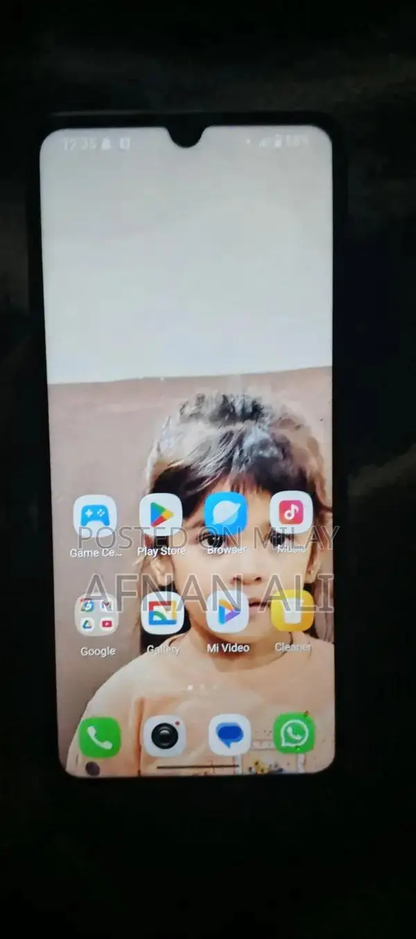 Lightly Used Smartphone with Complete Accessories