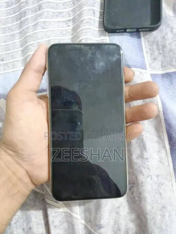 Apple iPhone XS Max 64GB Smartphone Factory Unlocked