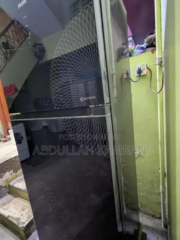 Haier HRF-316 IAPA Inverter Refrigerator - Nearly New