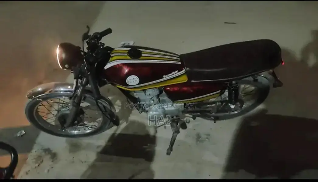 Hispeed 125 Cafe Racer Motorcycle - Classic Urban Ride